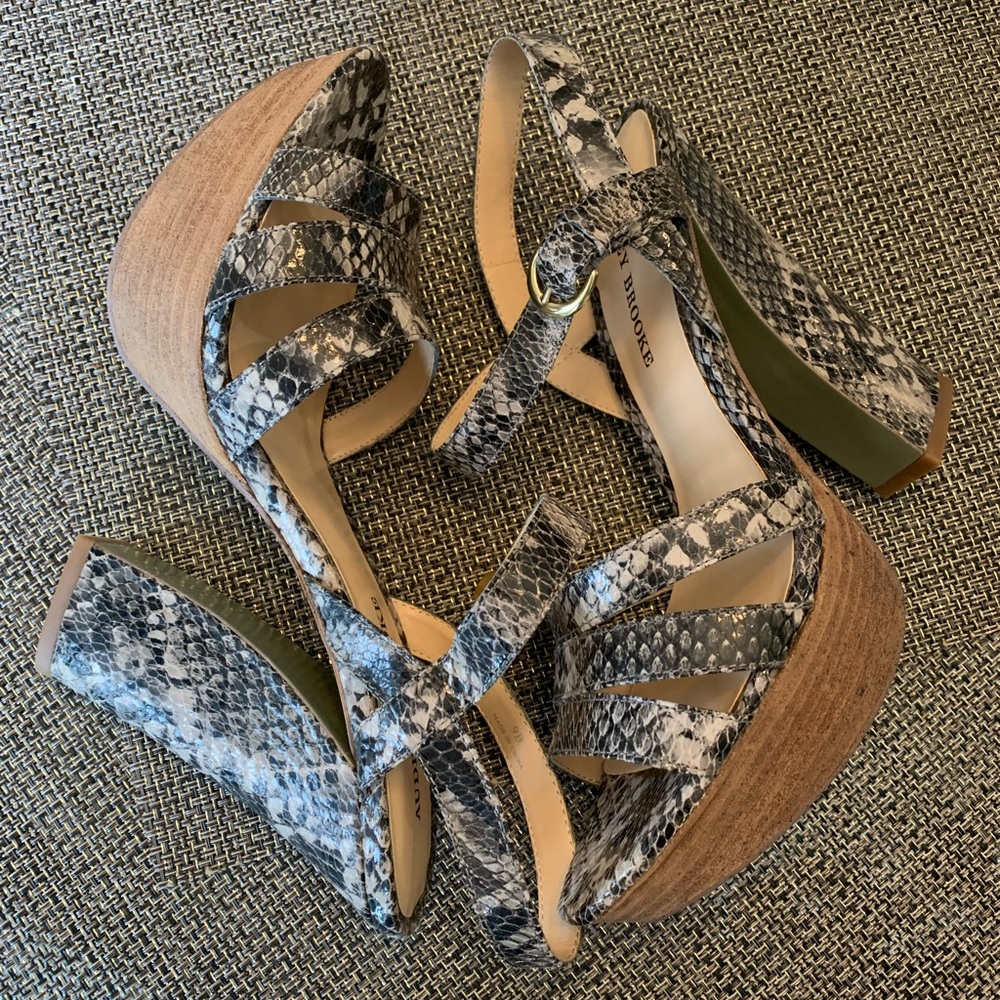 Audrey Brooke Platform Heel “Skin” Sandals. NWOT
